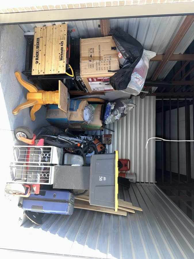 10 x 15 storage unit in Fayetteville, GA