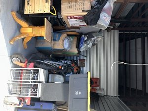 10 x 15 unit in Fayetteville