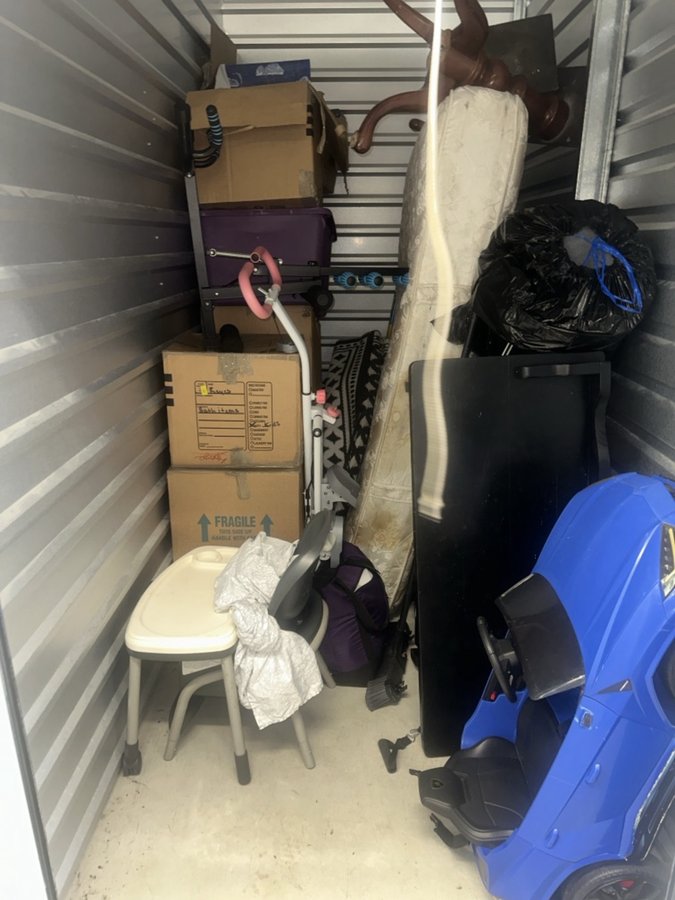 5 x 10 storage unit in Columbus, GA