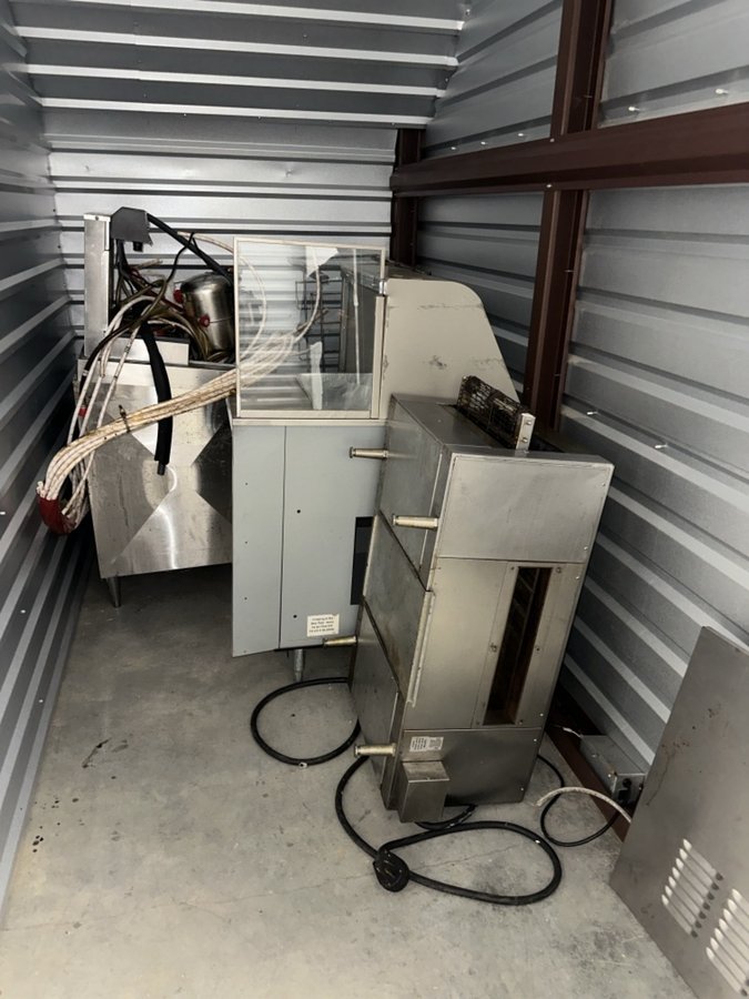 5 x 10 storage unit in Fayetteville, GA