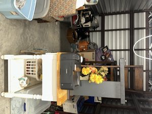 10 x 15 unit in Fayetteville
