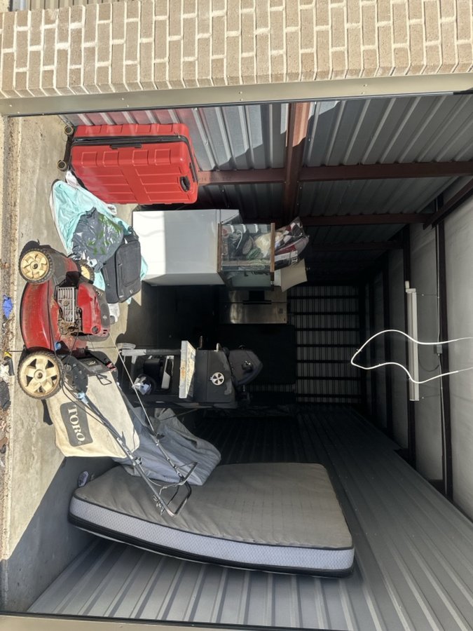 10 x 30 storage unit in Fairburn, GA