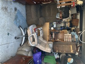 10 x 15 unit in Lagrange