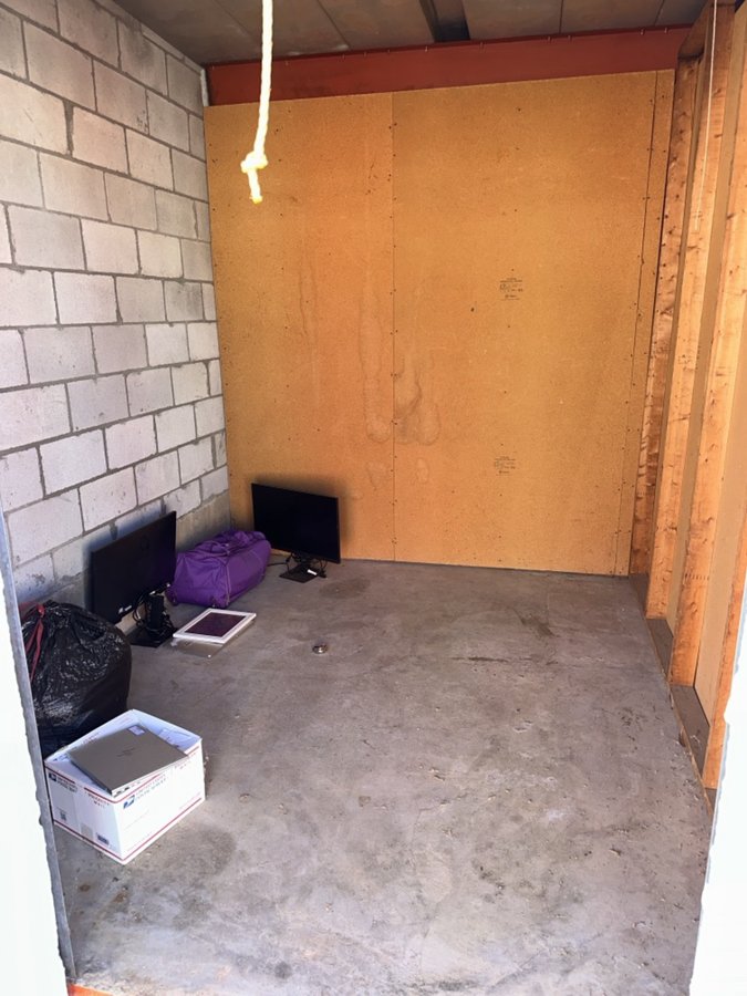 8 x 10 storage unit in Douglasville, GA