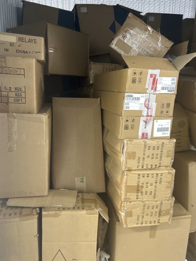 9 x 10 storage unit in North Bergen, NJ