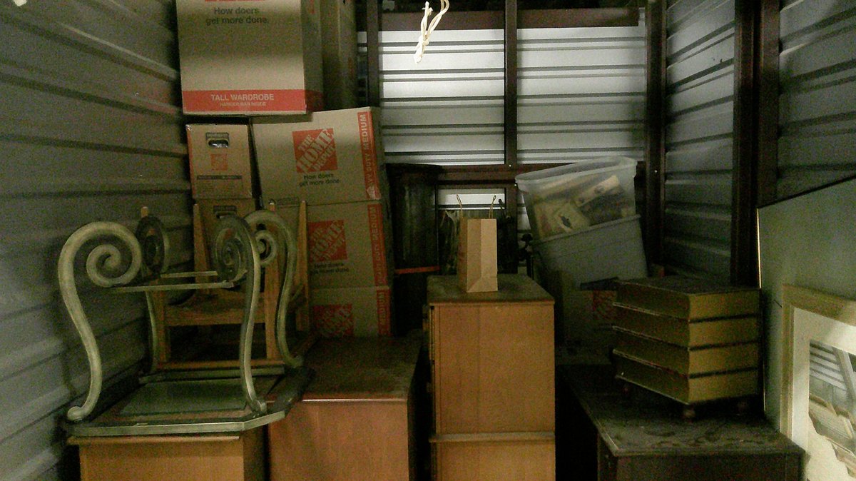 7 x 10 storage unit in Baldwin, NY