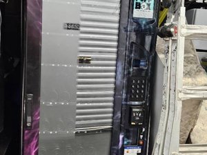 10 x 10 unit in Glendale