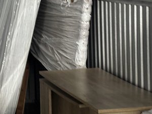 10 x 20 unit in Queens