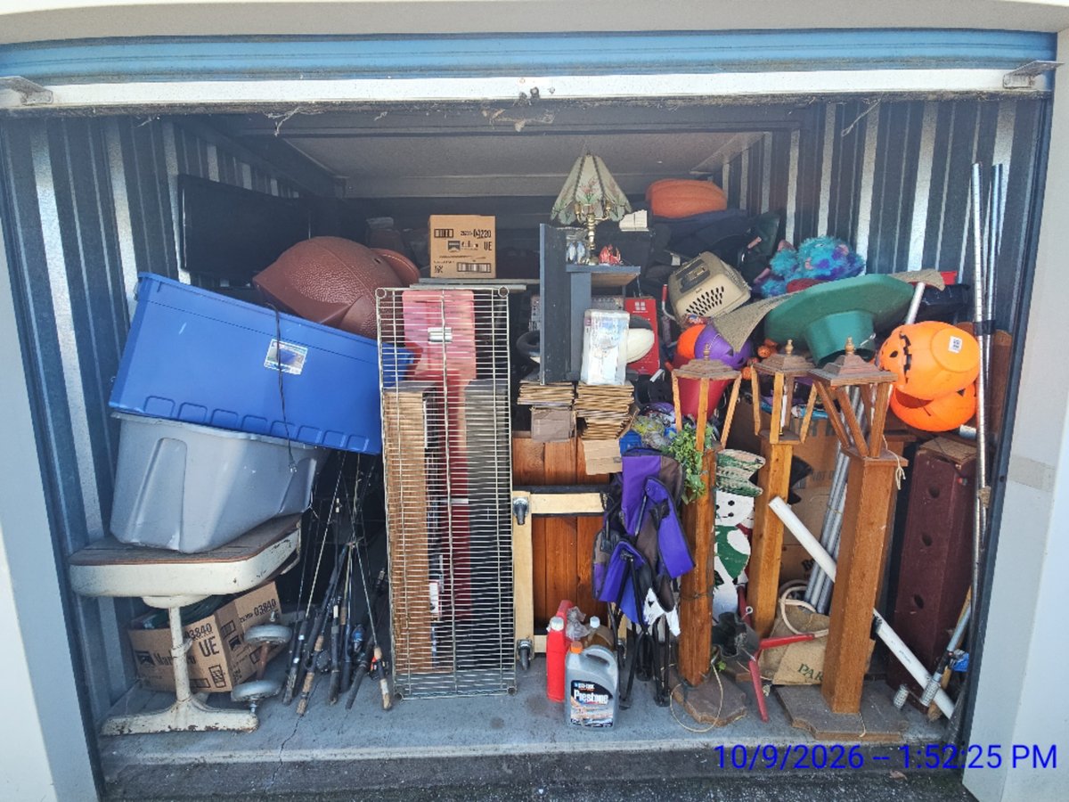 10 x 20 storage unit in Madison, IN