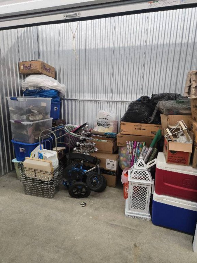 5 x 10 storage unit in Saint Ann, MO