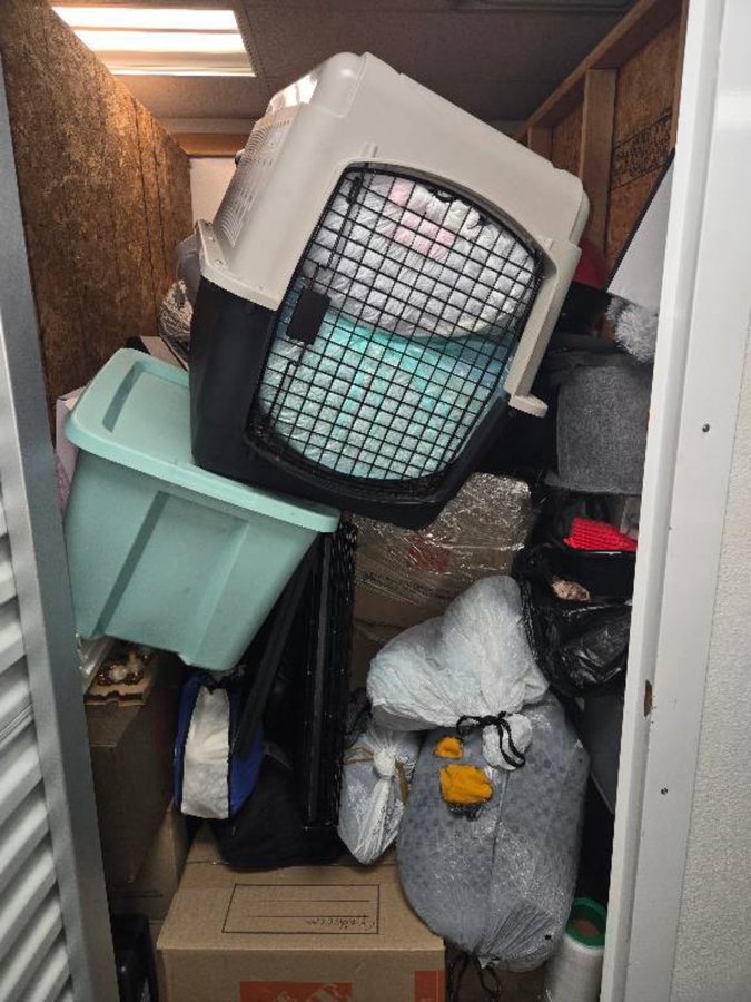 5 x 8 storage unit in Las Vegas, NV
