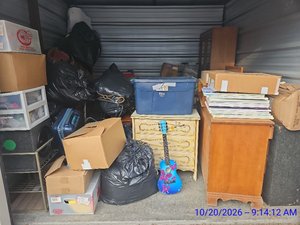 10 x 10 unit in Madison