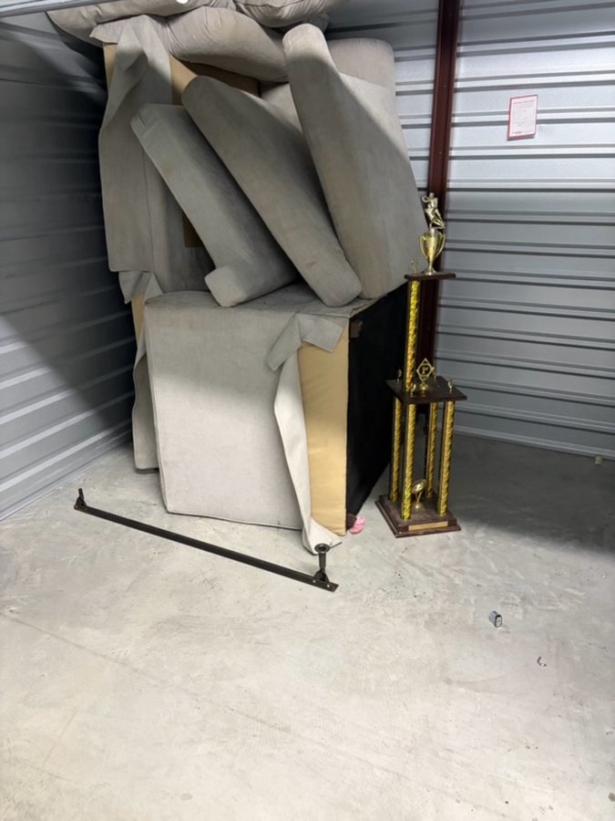 10 x 7 storage unit in Capitol Heights, MD