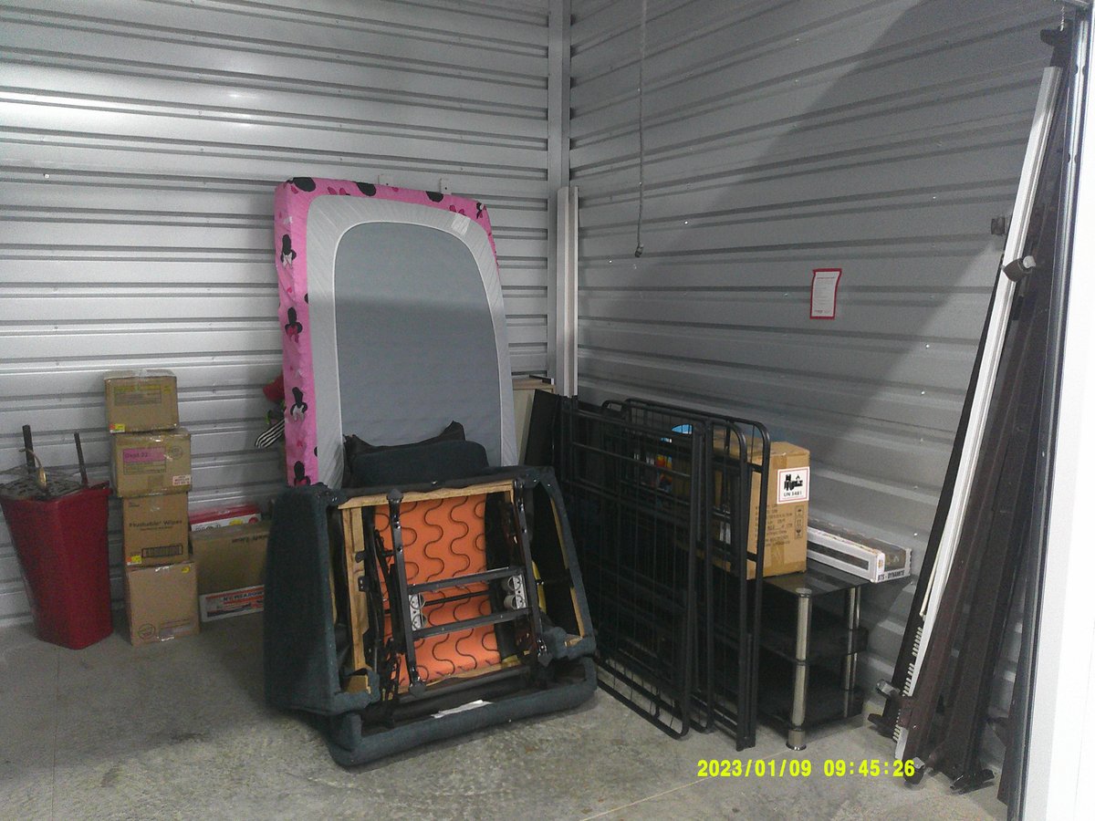 10 x 10 storage unit in Fayetteville, NC
