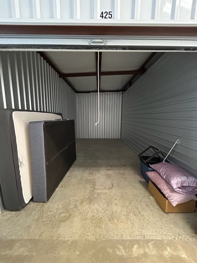 10 x 20 storage unit in Terrell, TX