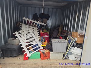 10 x 10 unit in Bicknell