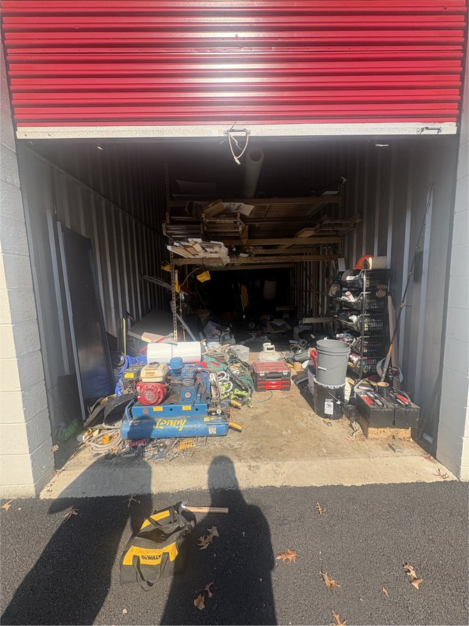 11 x 35 storage unit in Alexandria, VA