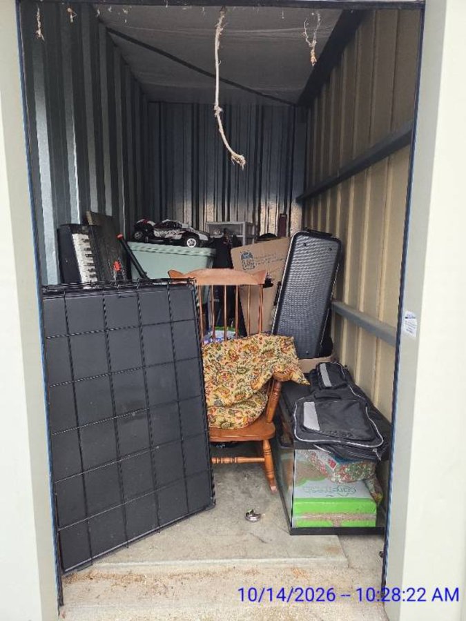 5 x 10 storage unit in Washington, IN