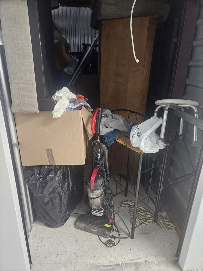 10 x 12 storage unit in New York, NY