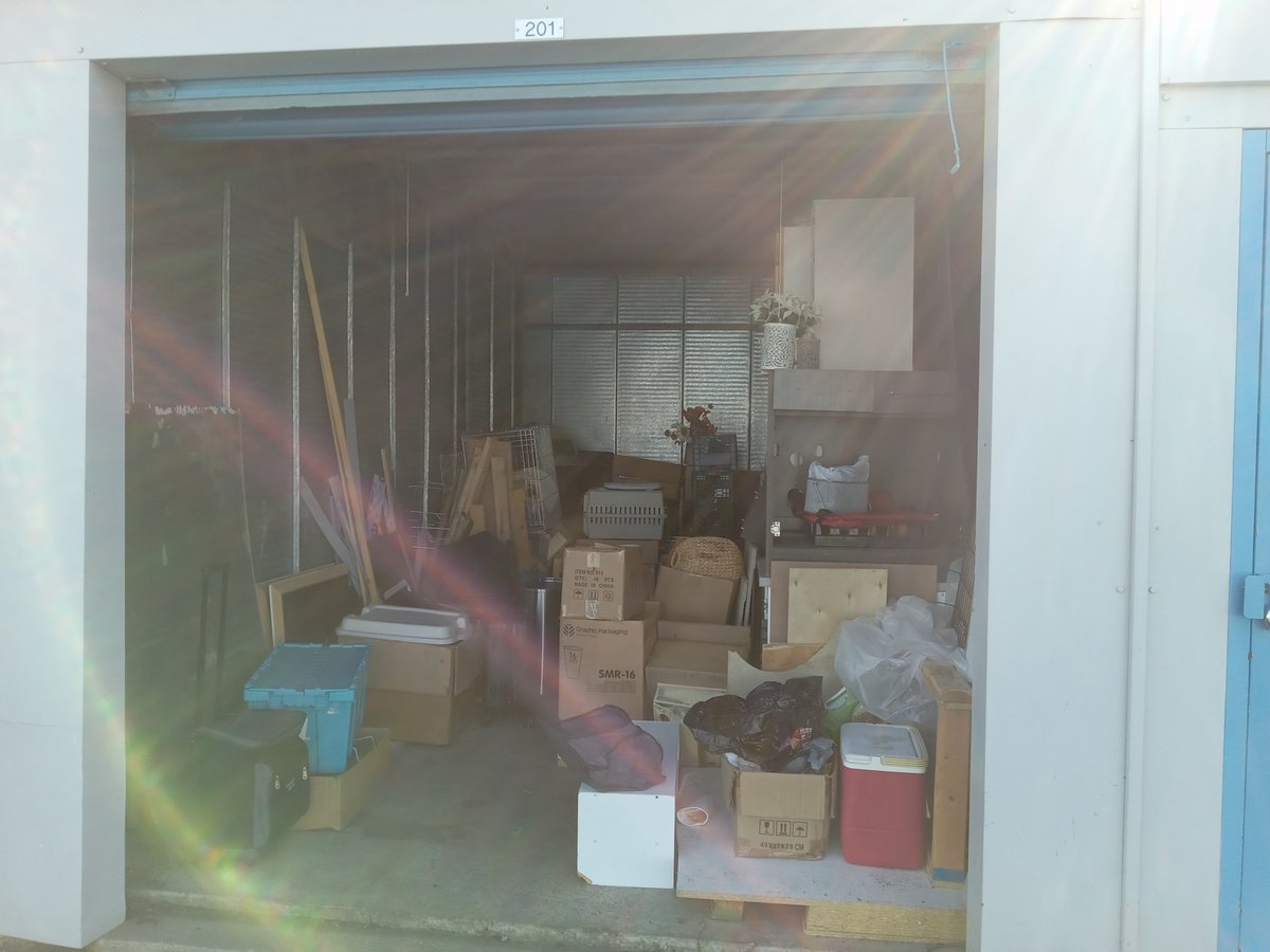 10 x 20 storage unit in Sterling Heights, MI