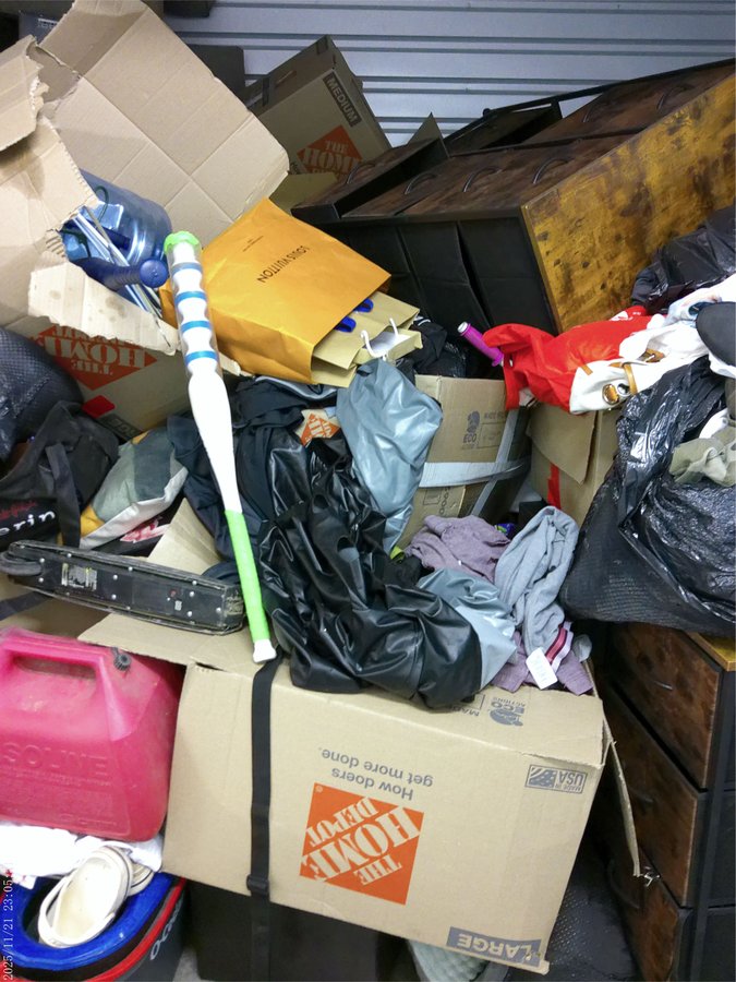 10 x 10 storage unit in Surprise, AZ
