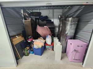 10 x 10 unit in San Antonio