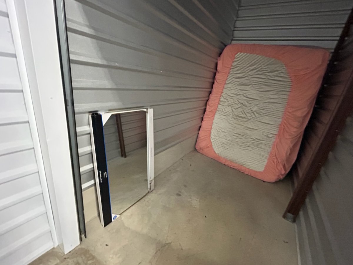5 x 10 storage unit in Forney, TX