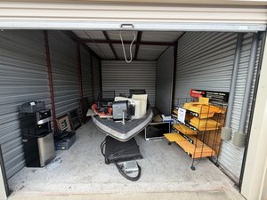 10 x 25 unit in Round Rock