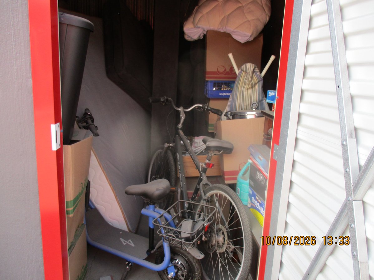 10 x 10 storage unit in Murray, UT