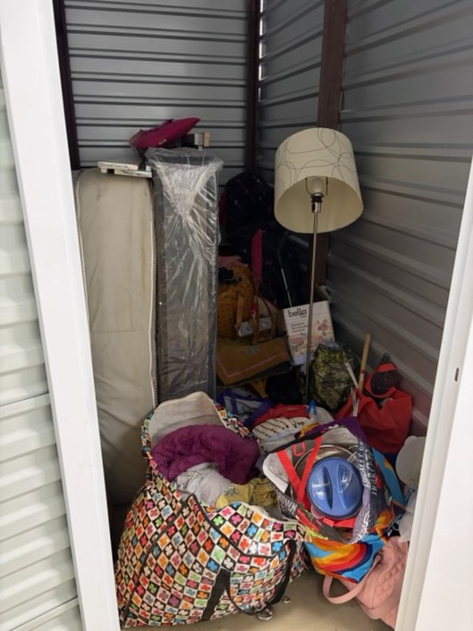 5 x 10 storage unit in Capitol Heights, MD