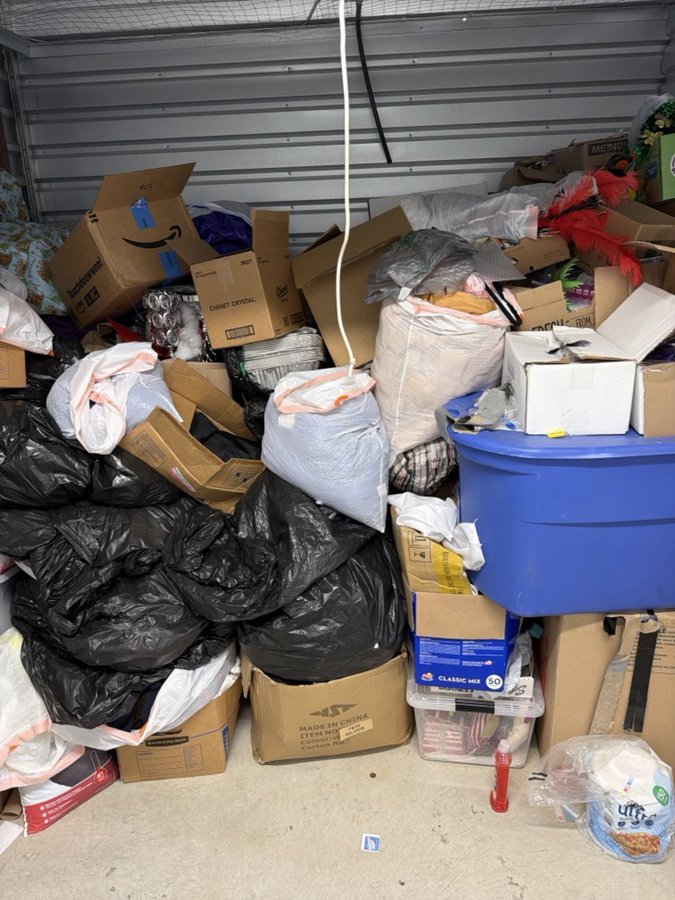 10 x 7 storage unit in Commerce Township, MI