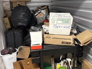 10 x 10 storage unit in Munster, IN