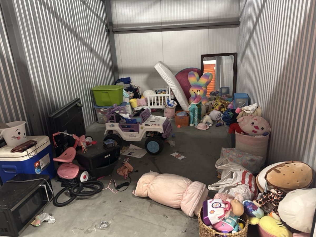 10 x 15 storage unit in Baltimore, MD