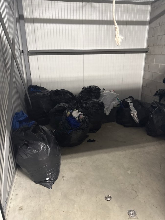 10 x 10 storage unit in Baltimore, MD
