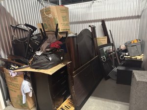 10 x 10 unit in Baltimore