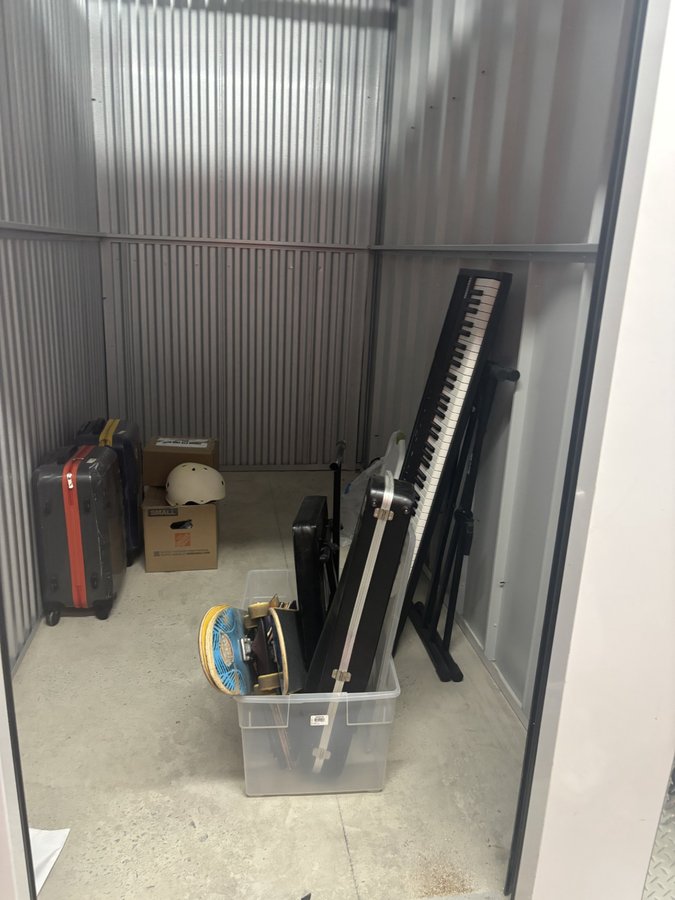 5 x 10 storage unit in Long Island City, NY