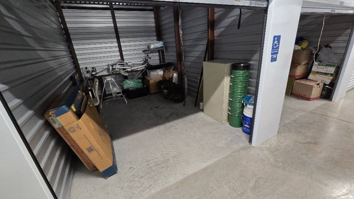 20 x 15 storage unit in Garland, TX