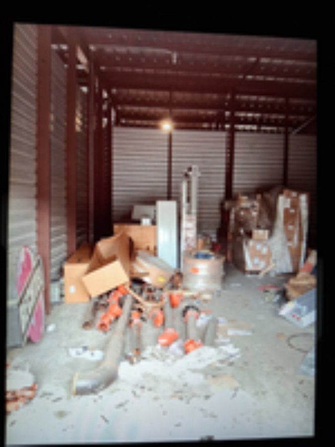 24 x 35 storage unit in Jersey Village, TX