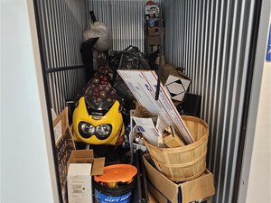 5 x 10 unit in Linthicum Heights