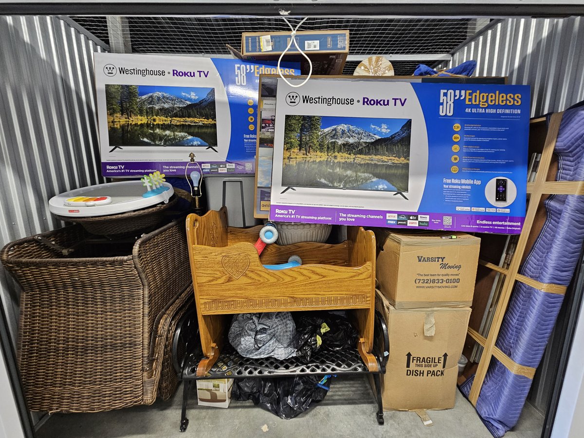 10 x 10 storage unit in Toms River, NJ