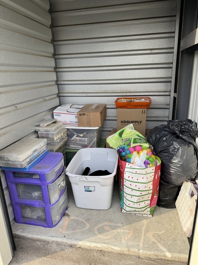 5 x 5 storage unit in Joliet, IL