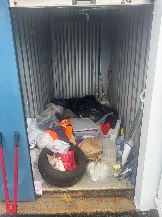 5 x 10 storage unit in Aberdeen, MD
