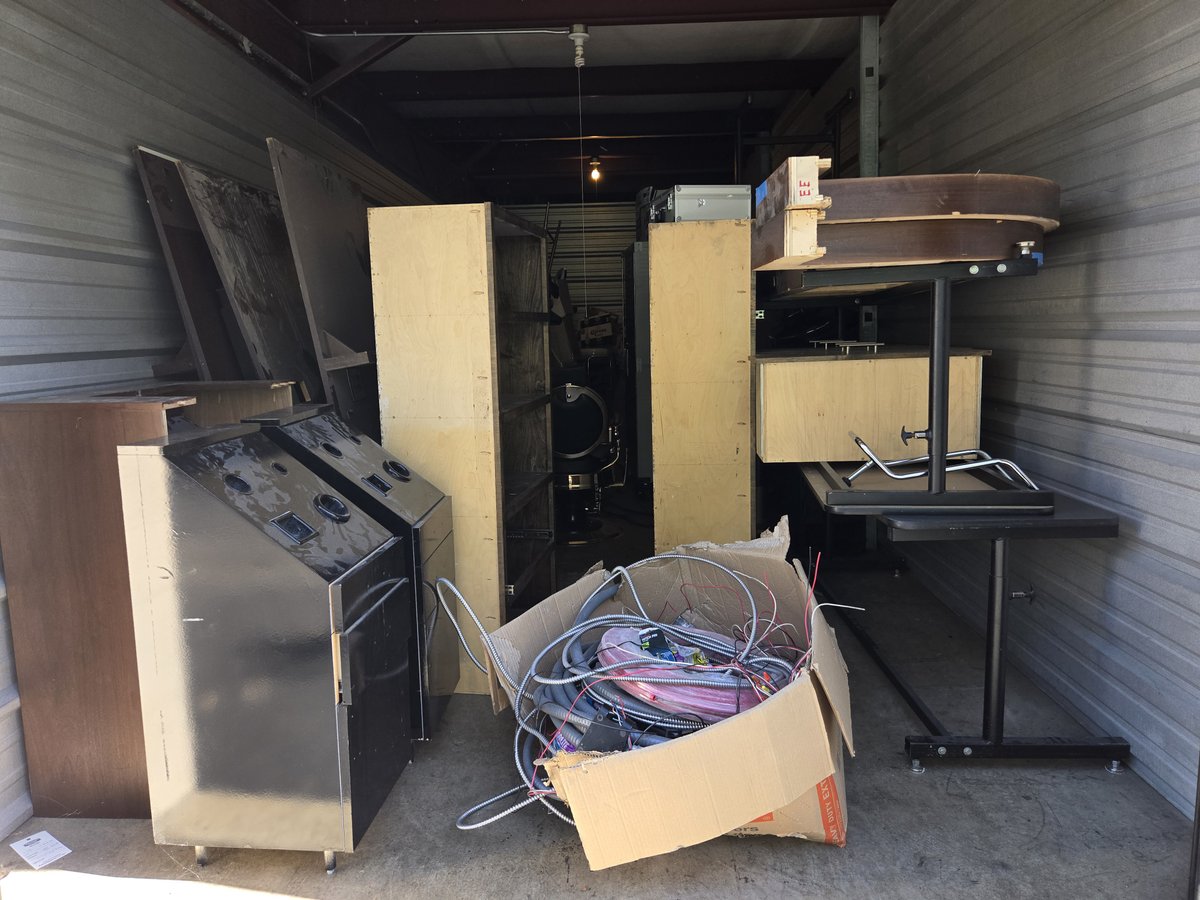 10 x 30 storage unit in Antioch, TN