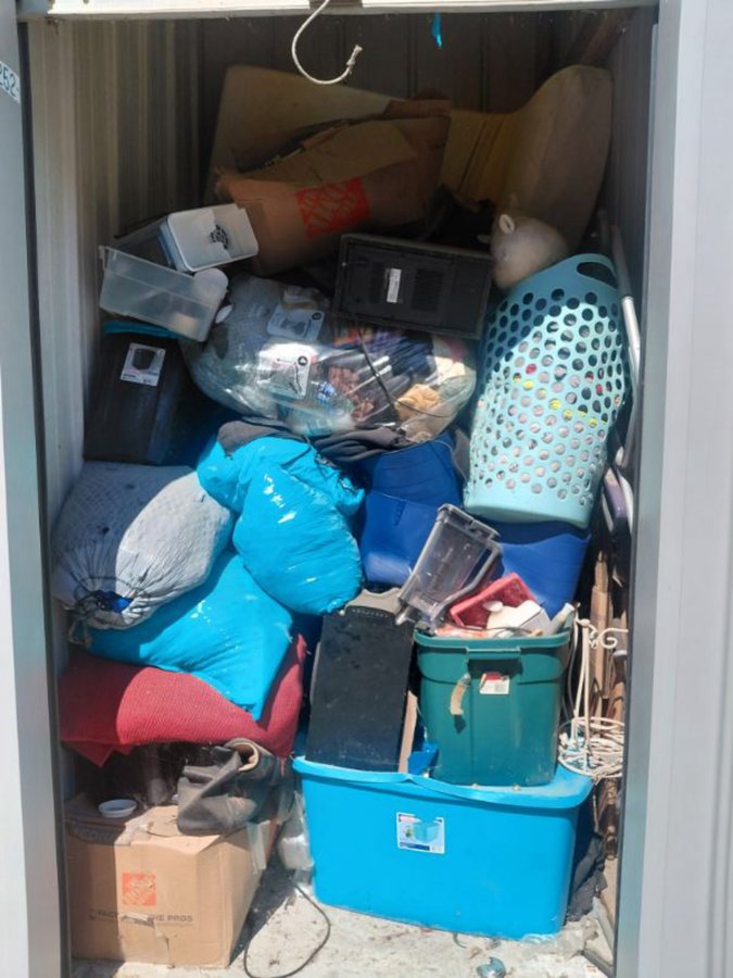 5 x 6 storage unit in Moncks Corner, SC