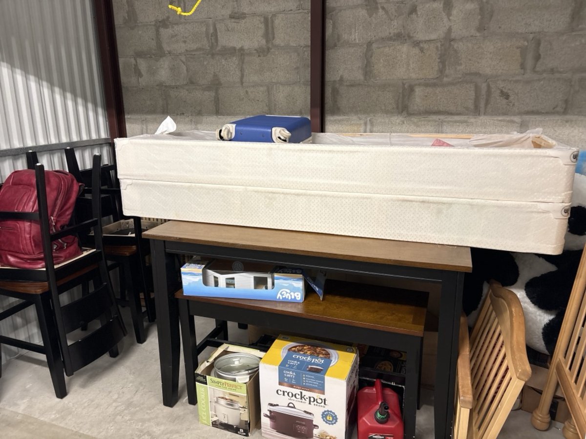 5 x 10 storage unit in Brick, NJ