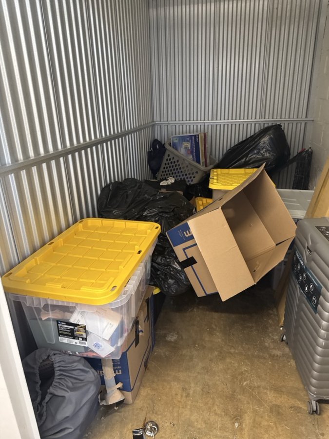 5 x 10 storage unit in Glen Burnie, MD
