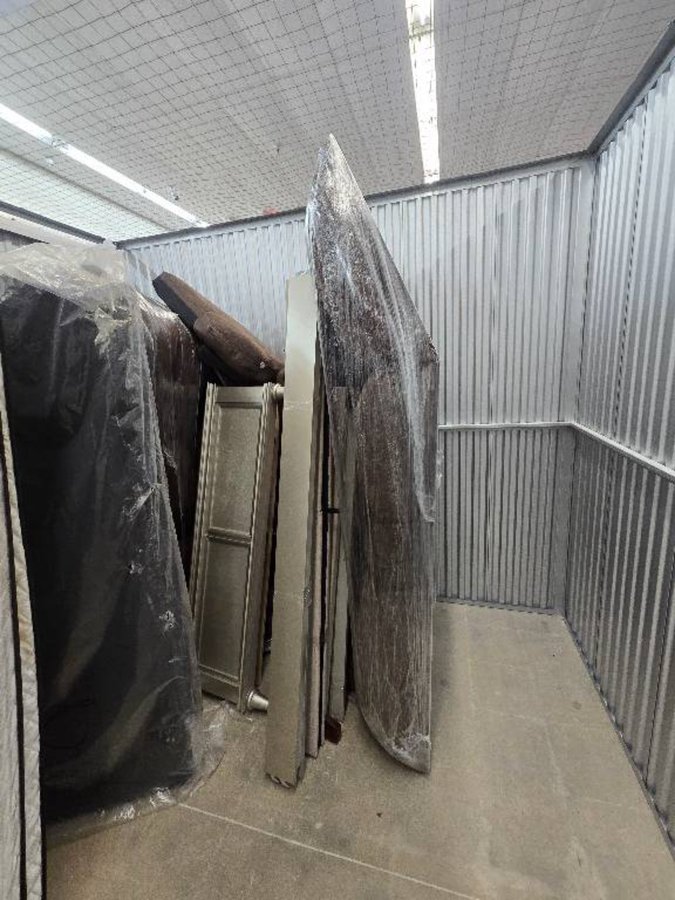 20 x 10 storage unit in Saint Ann, MO