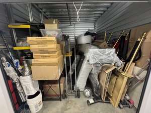10 x 12 unit in Eastvale
