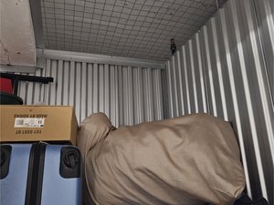5 x 5 unit in New York
