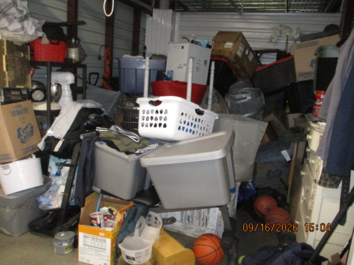 10 x 12 storage unit in Westhampton Beach, NY